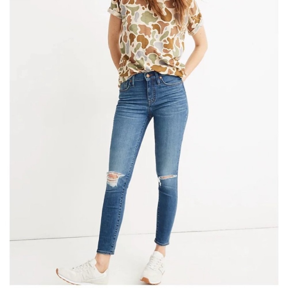Madewell 9” Mid Rise Skinny Jeans Distressed Delmar Wash Size 27
